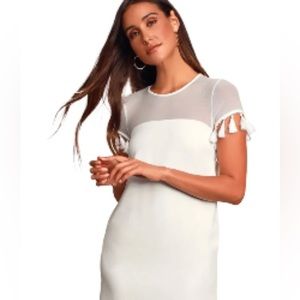 Lulu’s Shift Dressed Iced Latte Tassel Sleeve White Size Small Like New